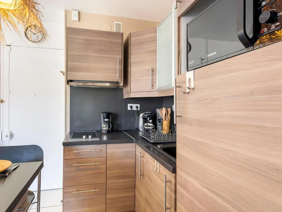 Apartment La Meridienne-5 By Interhome Le Lavandou Francie